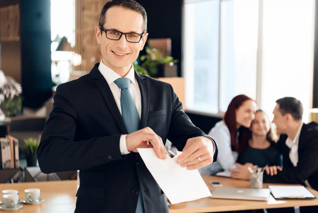 בחירת עורך דין לניהול הליך הגירושין